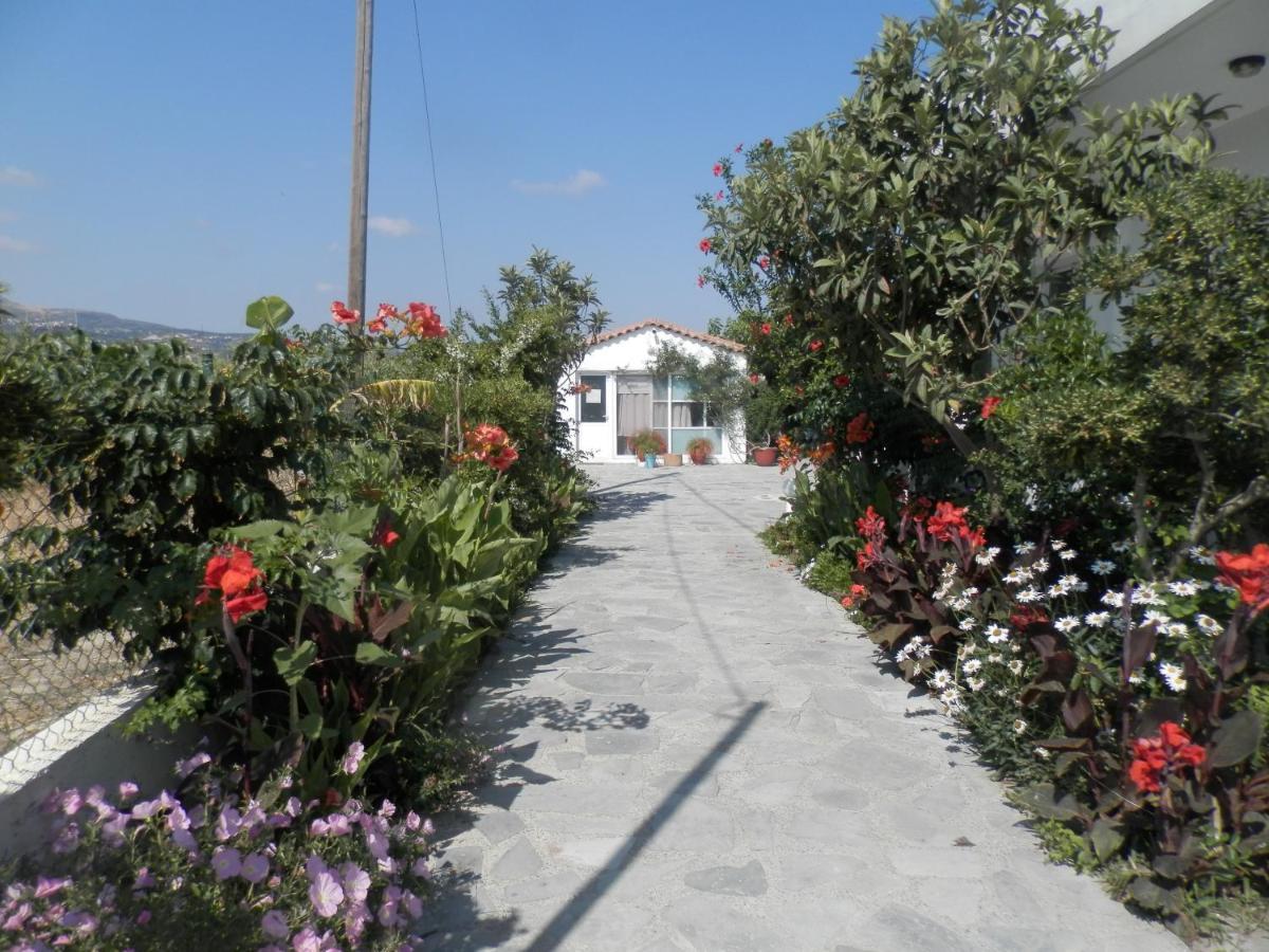 Silvi Mari Apartments Платанес Экстерьер фото