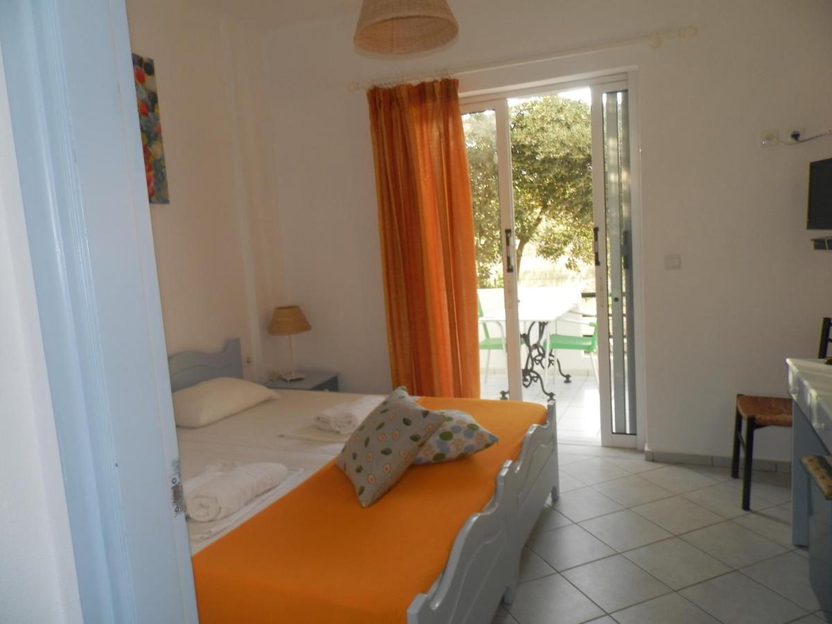 Silvi Mari Apartments Платанес Экстерьер фото