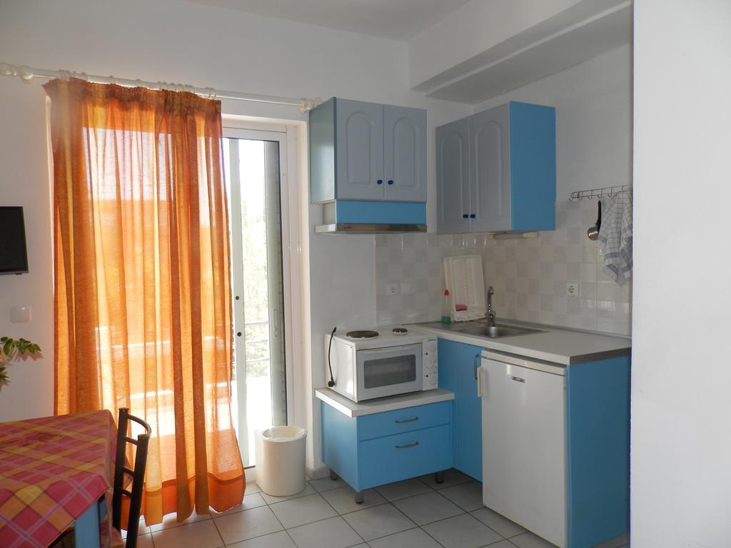 Silvi Mari Apartments Платанес Экстерьер фото